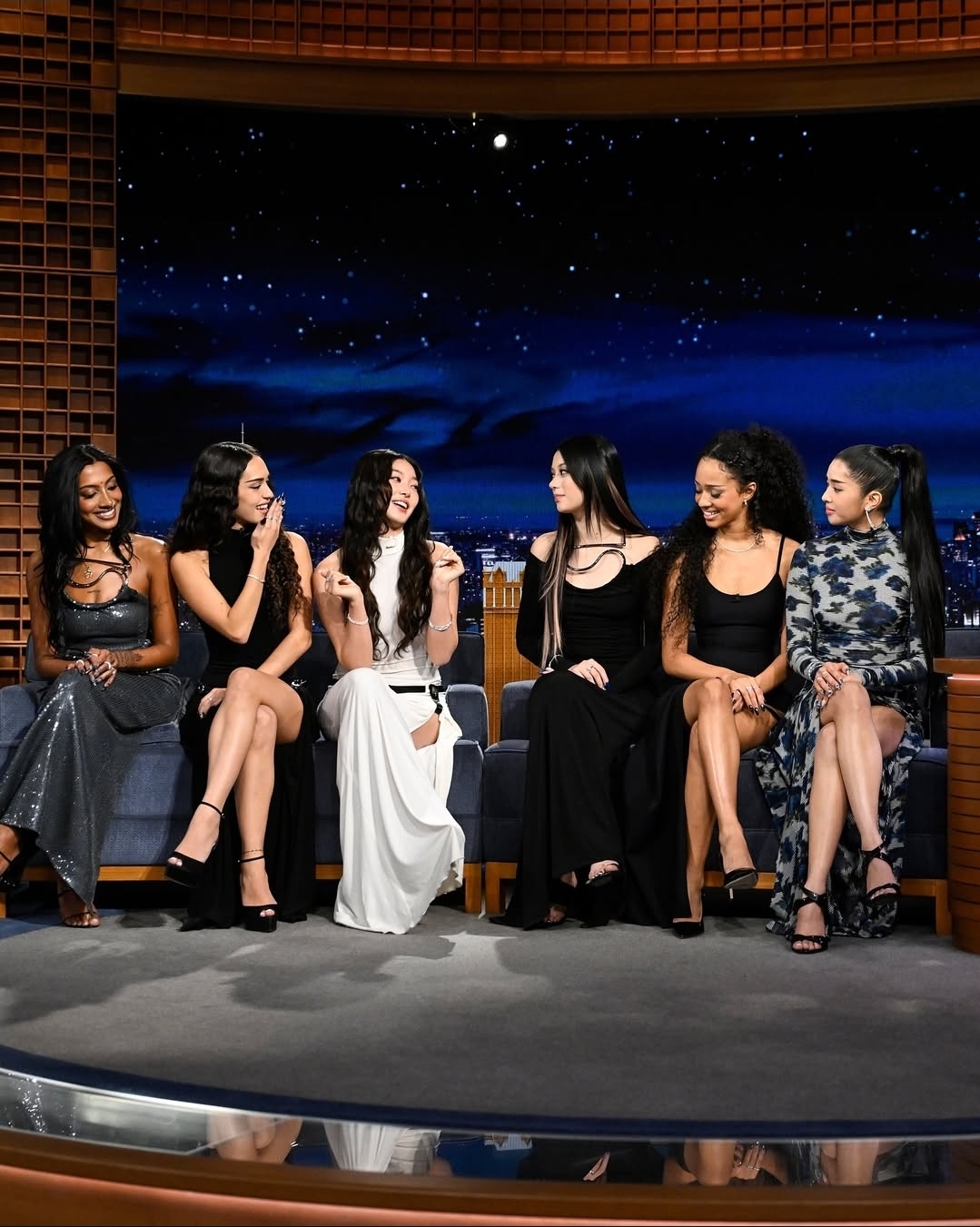 '美 지미 팰런쇼' 캣츠아이 윤채  9살 때부터 블랙핑크 팬…로제 보고 말문 막혀 