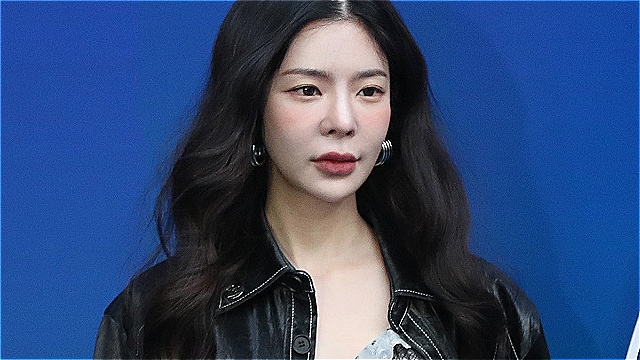 [E포토] 장재인, '추위를 즐기는 패션 리더'