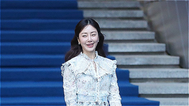 [E포토] 오나라, '패션은 벌써 봄나라'