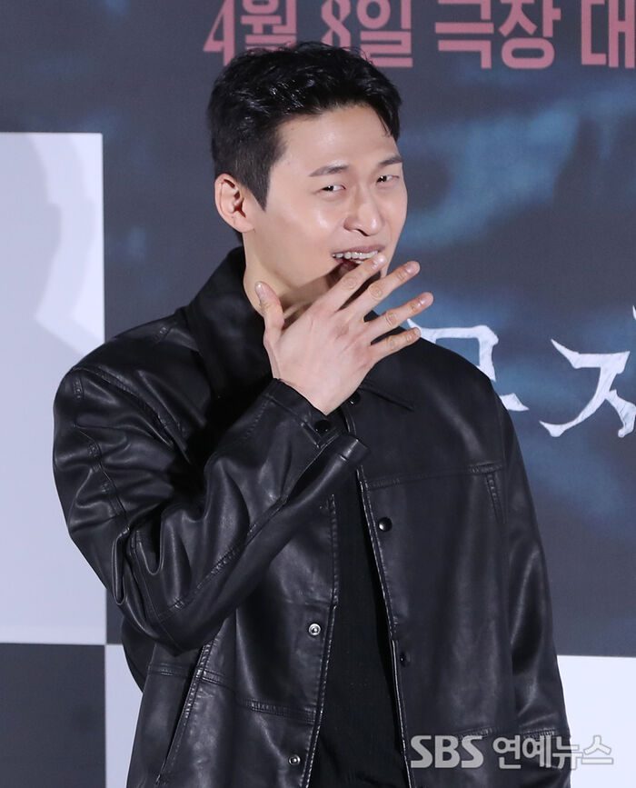 Oh Dong-min Says "Bring It On, Ghosts!" at 'Salmokji: Whispering Water' Production Briefing