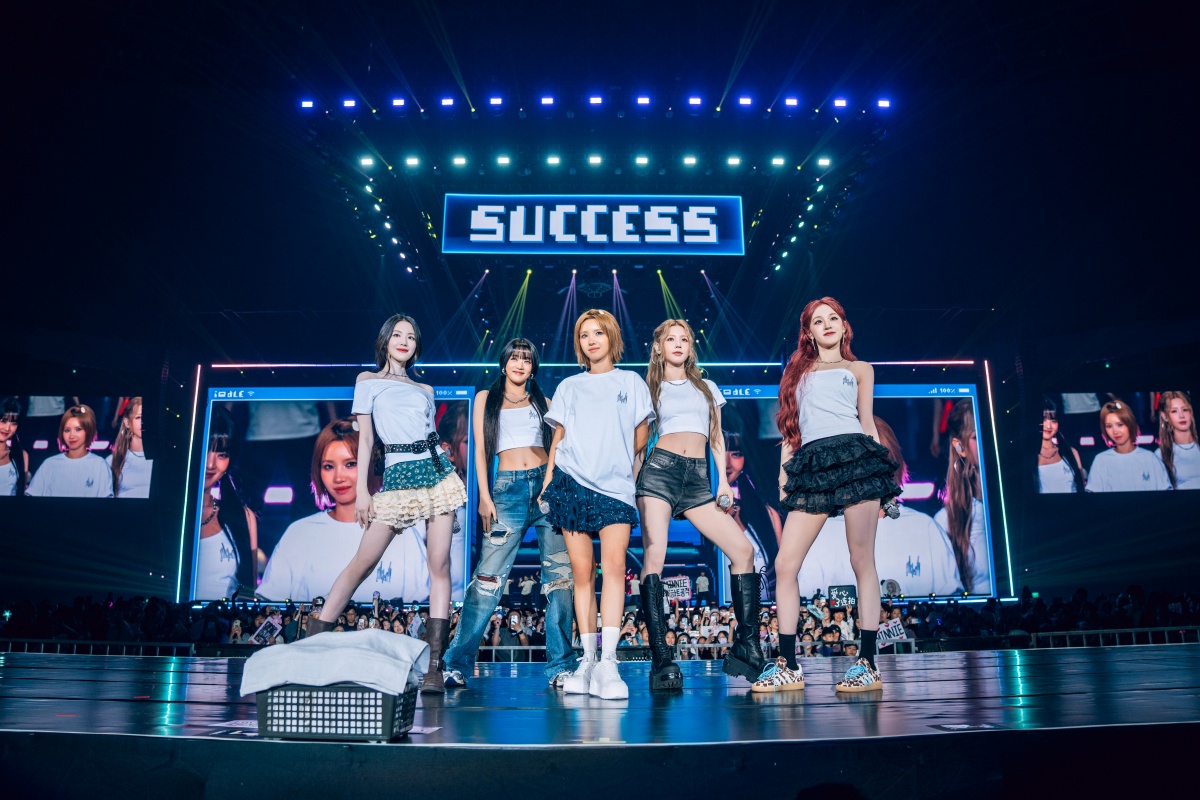 아이들, 'K팝 걸그룹 최초' 타이베이돔 공연…3만 6천 관객 떼창 진풍경