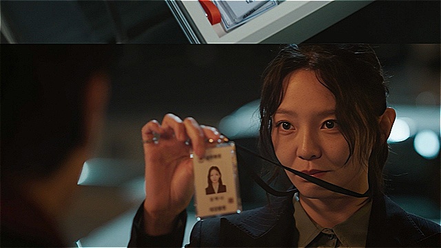 유연석의 '슬기로운' 낭만 의사→이솜의 '모범택시' 검사까지&hellip;'신이랑', 깨알 패러디 재미