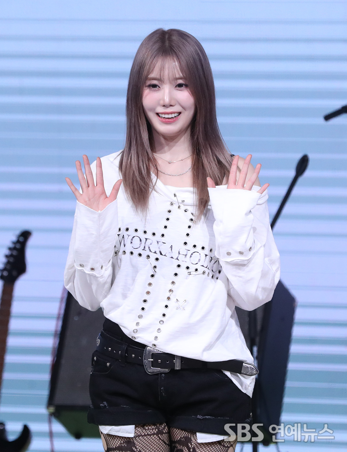 [E포토] 레이턴시 하은, '건반으로 돌아왔어요'