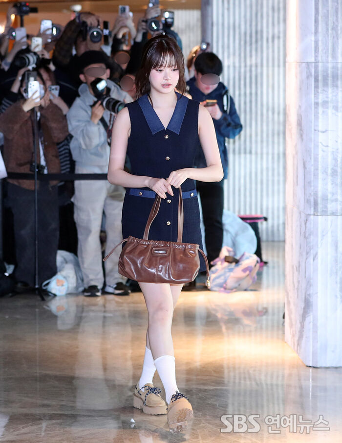 LE SSERAFIM’s HONG EUNCHAE Channels Ladylike Style With a Youthful Twist