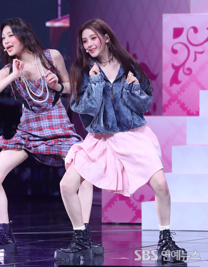 Yihyun of Baby DONT Cry Shines as a ‘5th-Gen Visual Center’ at ‘AFTER CRY’ Showcase