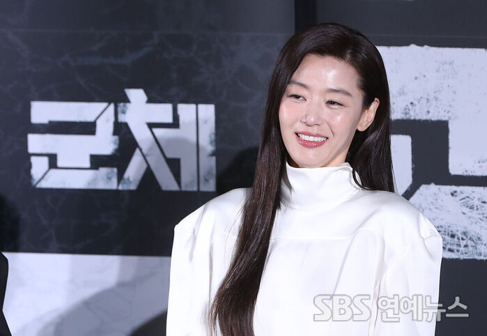 Gianna Jun Returns to the Big Screen After 11 Years With 'Colony'