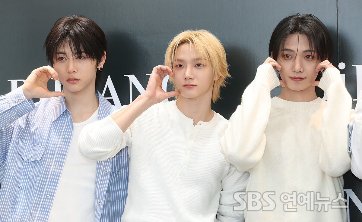 보이넥스트도어