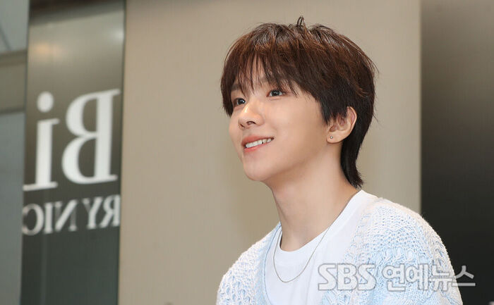 BOYNEXTDOOR WOONHAK Shows a Sweet Smile and Gaze