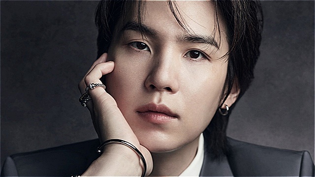 방탄소년단 슈가, 자폐스펙트럼 치료책 공동 저자로…"선한 영향력 확산"