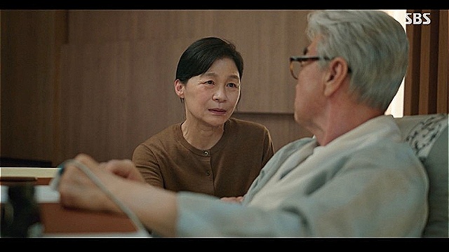 [스브스夜] '신이랑' 유연석, 귀신 이덕화에 빙의되어 "그 유언장 내가 썼소이다"&middot;&middot;&middot;길해연의 유언장 위조, 진실은?