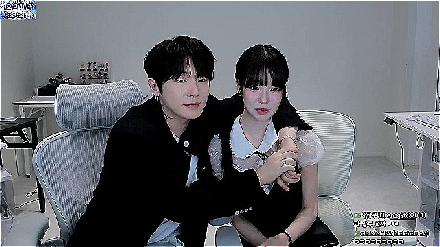 "이렇게 사랑해 본 건 처음"&hellip;케이&middot;과즙세연, 공개 연애 전격 선언