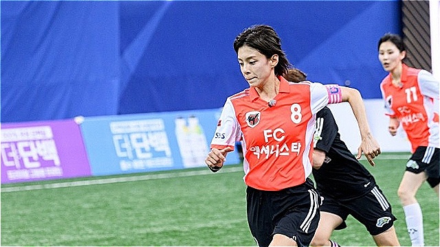 '골때녀' 4강행 마지막 주인공은?…원더우먼vs액셔니스타 운명의 최종전