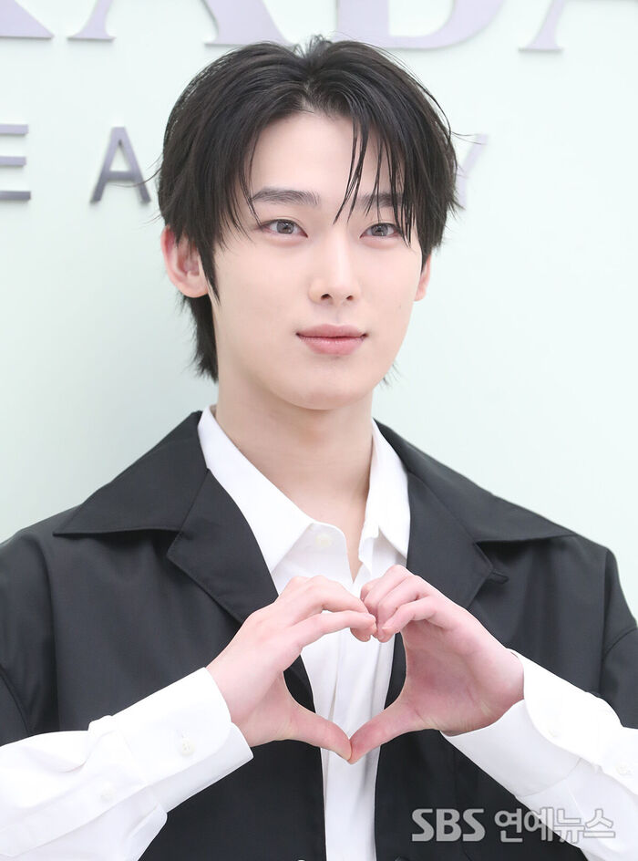 ENHYPEN’s Sunoo Serves ‘Baby Powder’ Vibes With a Heart