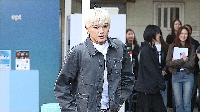 [E포토] NCT 태용, '와일드한 남자의 발걸음'