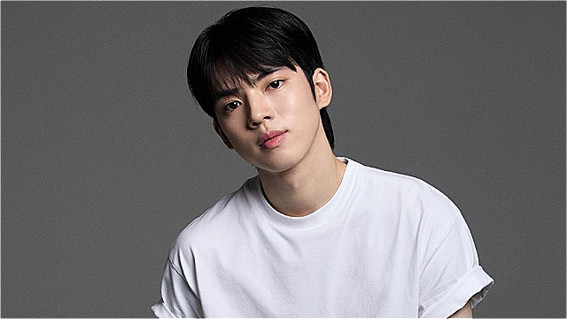 '피겨 왕자' 차준환의 변신&hellip;독보적 분위기 담은 새 프로필 사진 공개