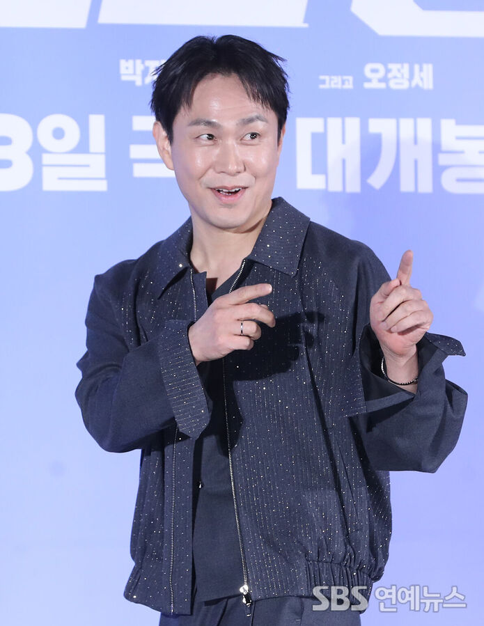 Oh Jung-se Asks Fans to Look Forward to 'Wild Sing'