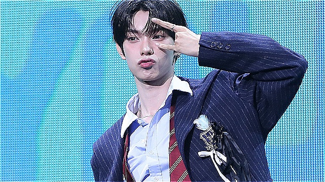 [E포토] 플레어 유 최립우, '드디어 데뷔 해요'