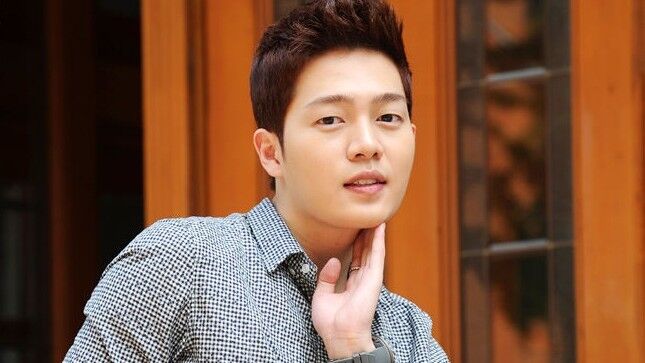 손승원, 다섯 번째 음주운전 혐의&hellip;"반성문 뒤 무면허 운전" 논란
