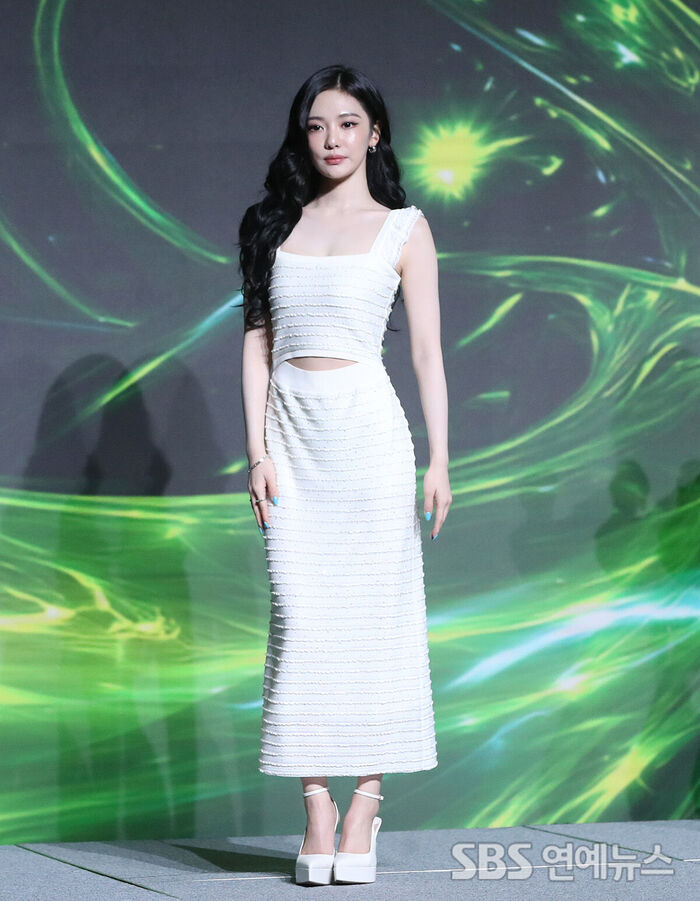 aespa's NINGNING Captivates With Her Alluring Charm