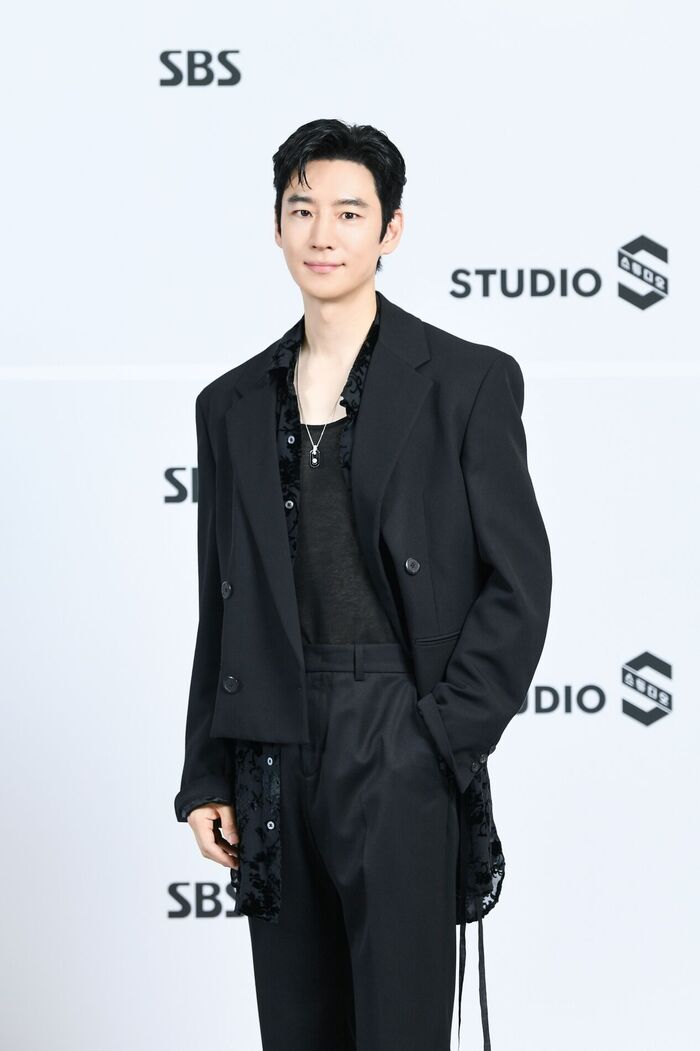 Lee Je-hoon Trades 'Taxi Driver' for 'The Long Shot Trial' in SBS Comeback: "This New Multi-Season Drama Has a Winning Chance"