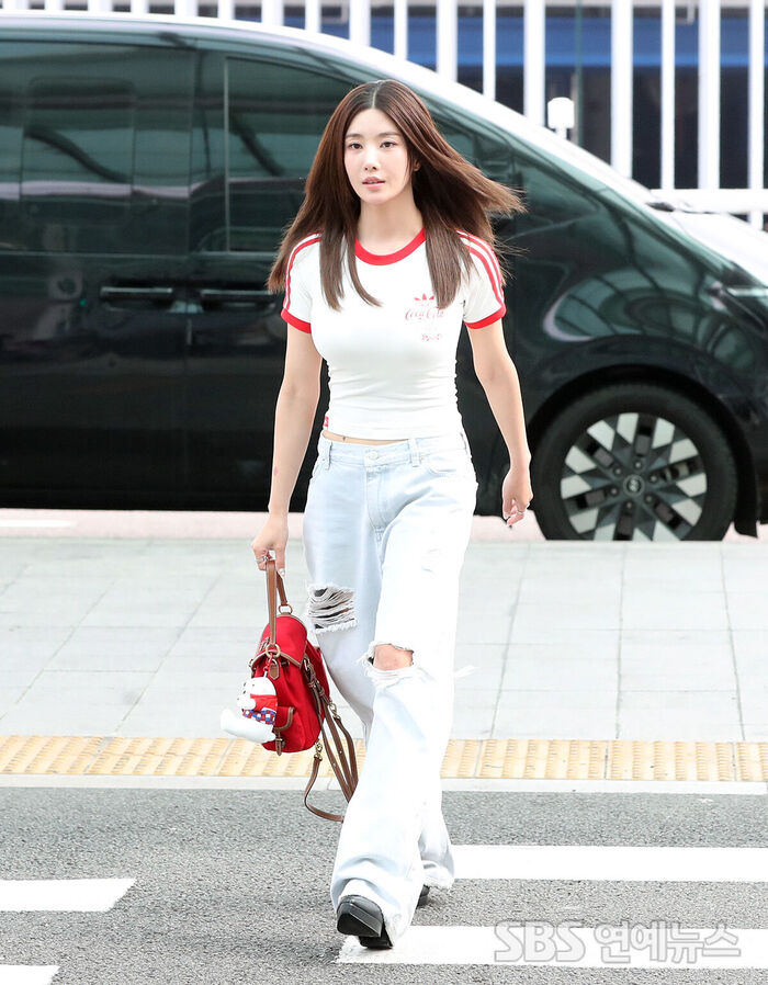 KWON EUNBI Heads to Mexico to Cheer on South Korea in the World Cup