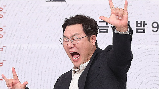 Yoon Kyungho: 'I Am the Jack Black of Korea'
