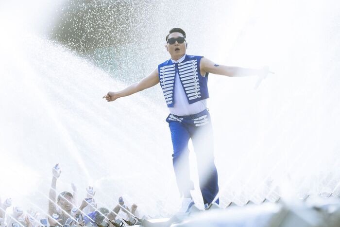 PSY Kicks Off Summer in Style: 33,000 Fans Drenched at 'SUMMERSWAG 2026' Opening Night