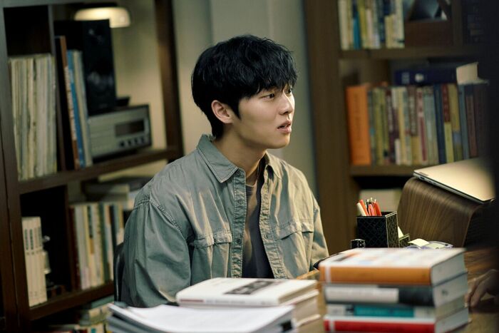 Choi Hyun-wook Proves His Star Power: Ranks 2nd in Buzzworthiness for Netflix Hit Notes from the Last Row