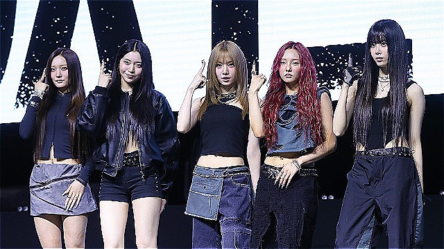 Meet Keyveatz: AOMG’s First-Ever Girl Group Makes Their Grand Debut