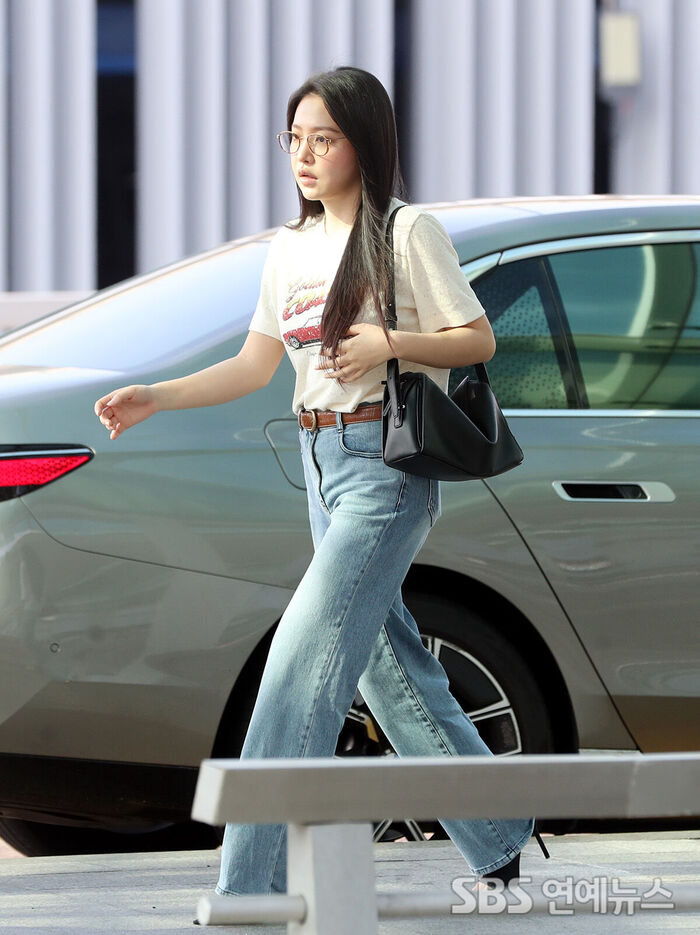 Red Velvet's YERI Turns the Airport Into Her Own Runway for Latest Photoshoot