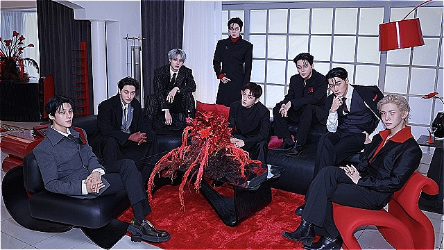 ATEEZ Hits New Career High with 1.88 Million First-Week Sales for GOLDEN HOUR : Part.5