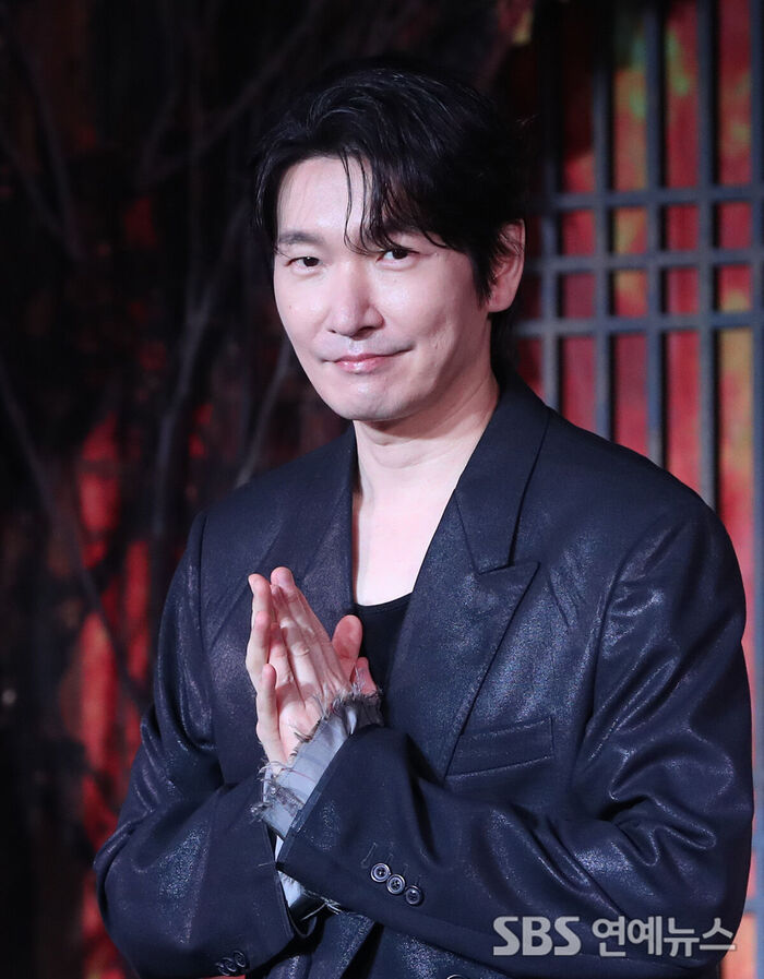 Cho Seung-woo Makes a Long-Awaited Return at the Netflix Series 'The East Palace' Press Conference
