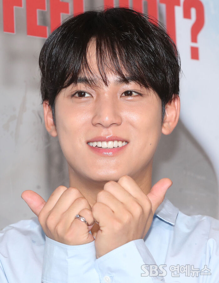 SEVENTEEN MINGYU Proves He Is Flawless in Every Close-Up