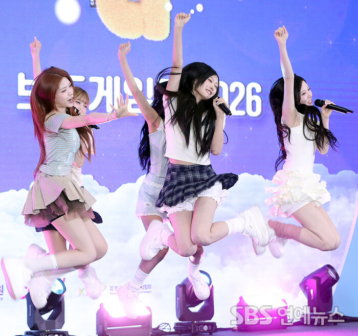 RESCENE Brings 'Pretty Girl' Energy to the Stage at '2026 Character Licensing Fair'