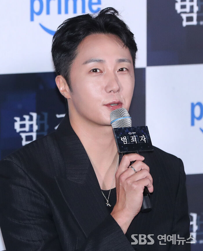 Jung Ilwoo Greetings at Press Conference for Japan Debut Series 'Criminals'