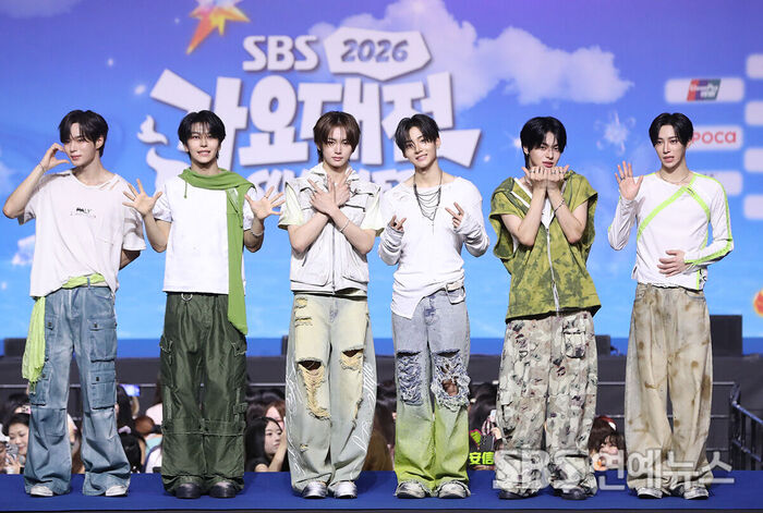 ALPHA DRIVE ONE Brings Fresh Green Styling to '2026 SBS Gayo Daejeon Summer' Red Carpet