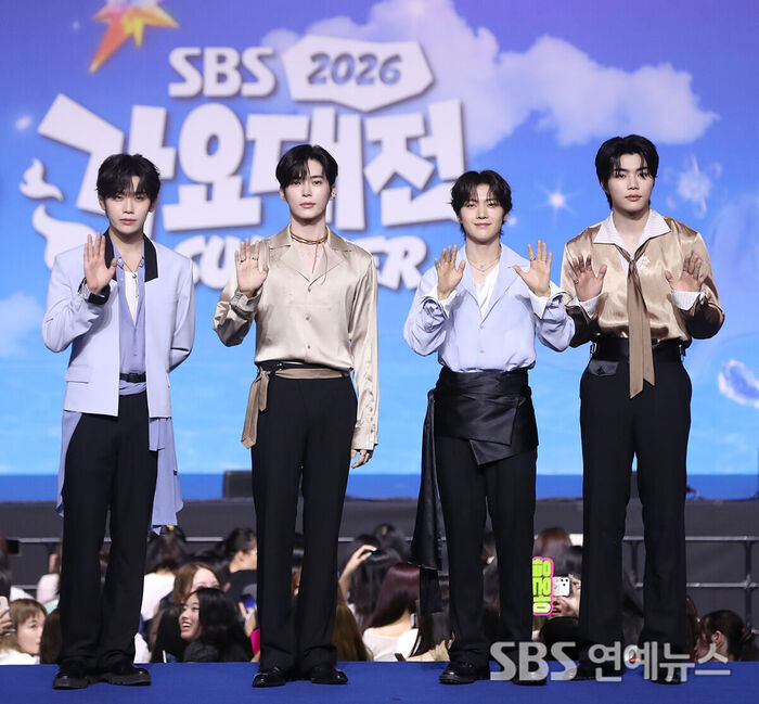 ZEROBASEONE Brings the Energy to '2026 SBS Gayo Daejeon Summer' Red Carpet