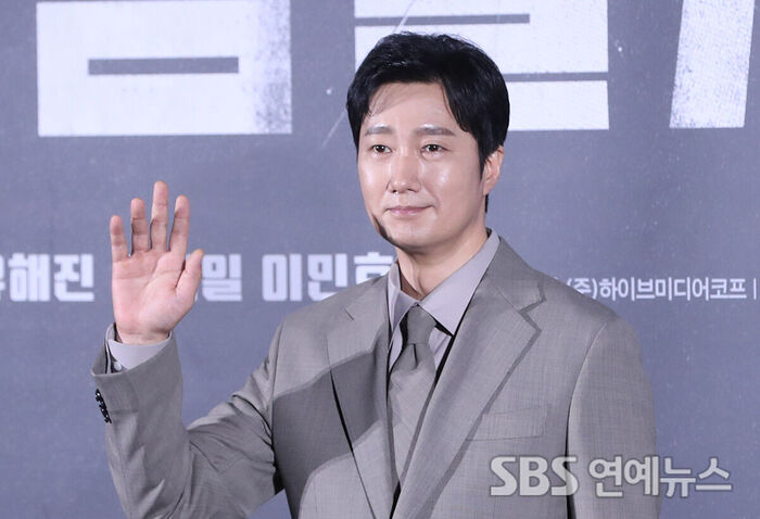 Park Hae-il, 'An Actor Who Acts With His Eyes'