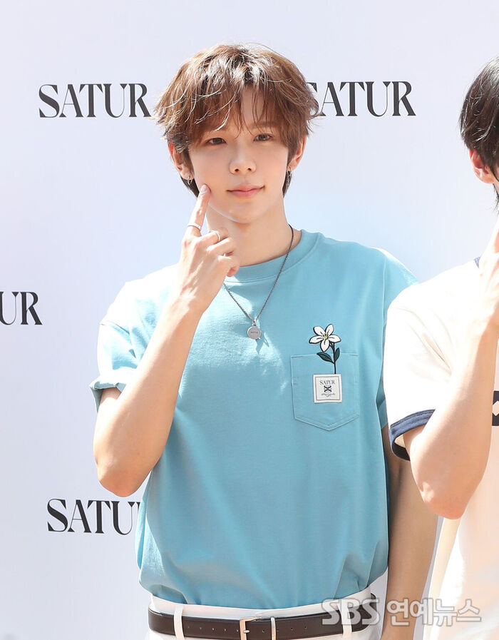 RIIZE SHOTARO Serves Straight-Out-of-a-Cartoon-like Looks at a Seongsu-dong  Event