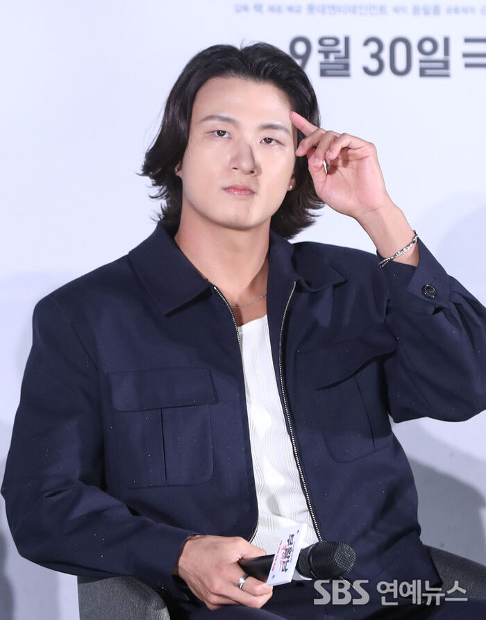 Shin Seungho Rocks Bob Hair and Charisma at 'REAWAKEN MAN: THE RED' Press Conference