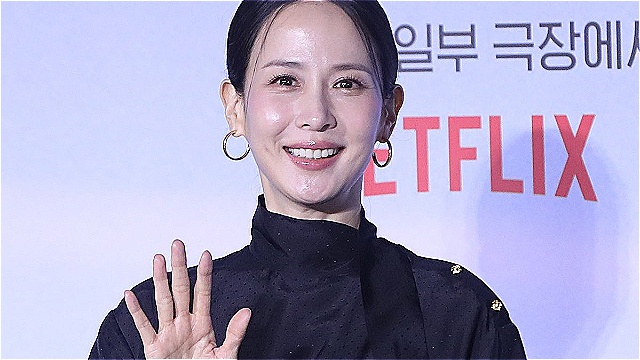 [E포토] 조여정, '가능한 사랑' 다큐 감독 역으로
