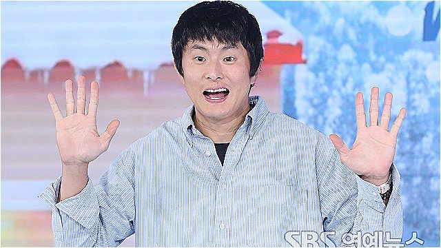 Kian84 at the Production Presentation for 'Kian's Bizarre B&B' Season 2