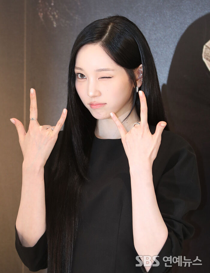 ALLDAY PROJECT's YOUNGSEO Captivates with Fierce Gaze at 'CRASH' Pop-Up Event