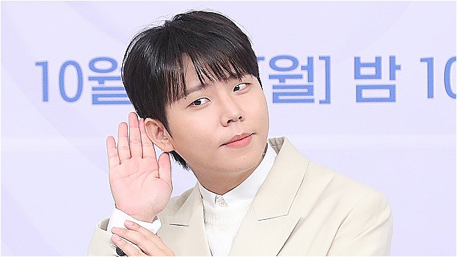 [E포토] 정승환, '내 귀는 발라드 탑백귀'