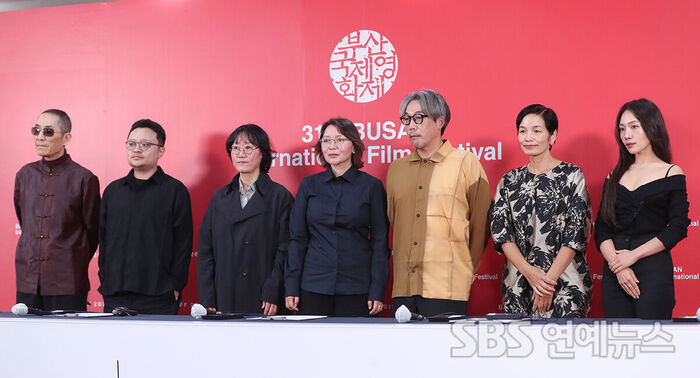 31st Busan International Film Festival Unveils Star-Studded Competition Jury at Press Conference