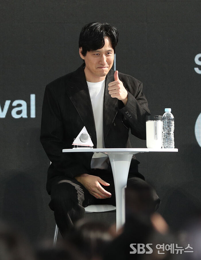 Park Hae-joon at BIFF: 'Busan Movie Fans Really Are the Best'