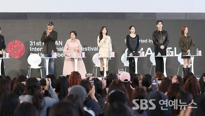 Still Shining (Photo=Getty Images Korea)