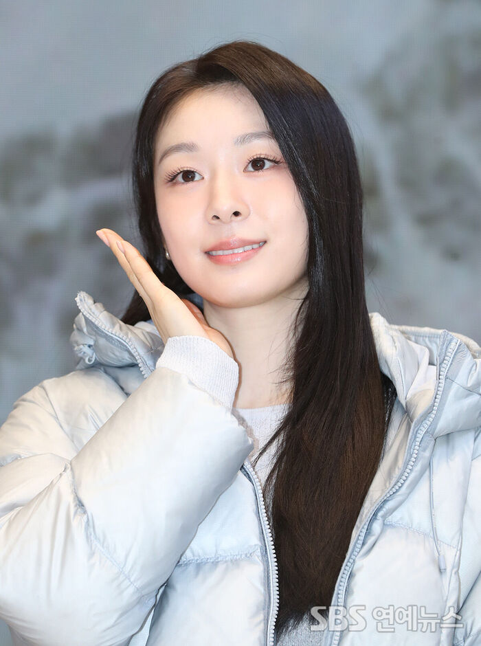 Kim Yuna Shines as the 'Ice Princess' at Sports Brand Photo Call