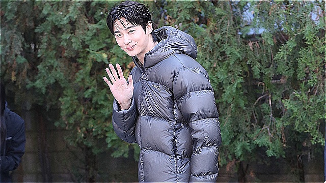 [E포토] 변우석, '손만 흔들어도 설렘 가득'