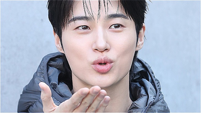 [E포토] 변우석, '내 손키스를 받아줘'